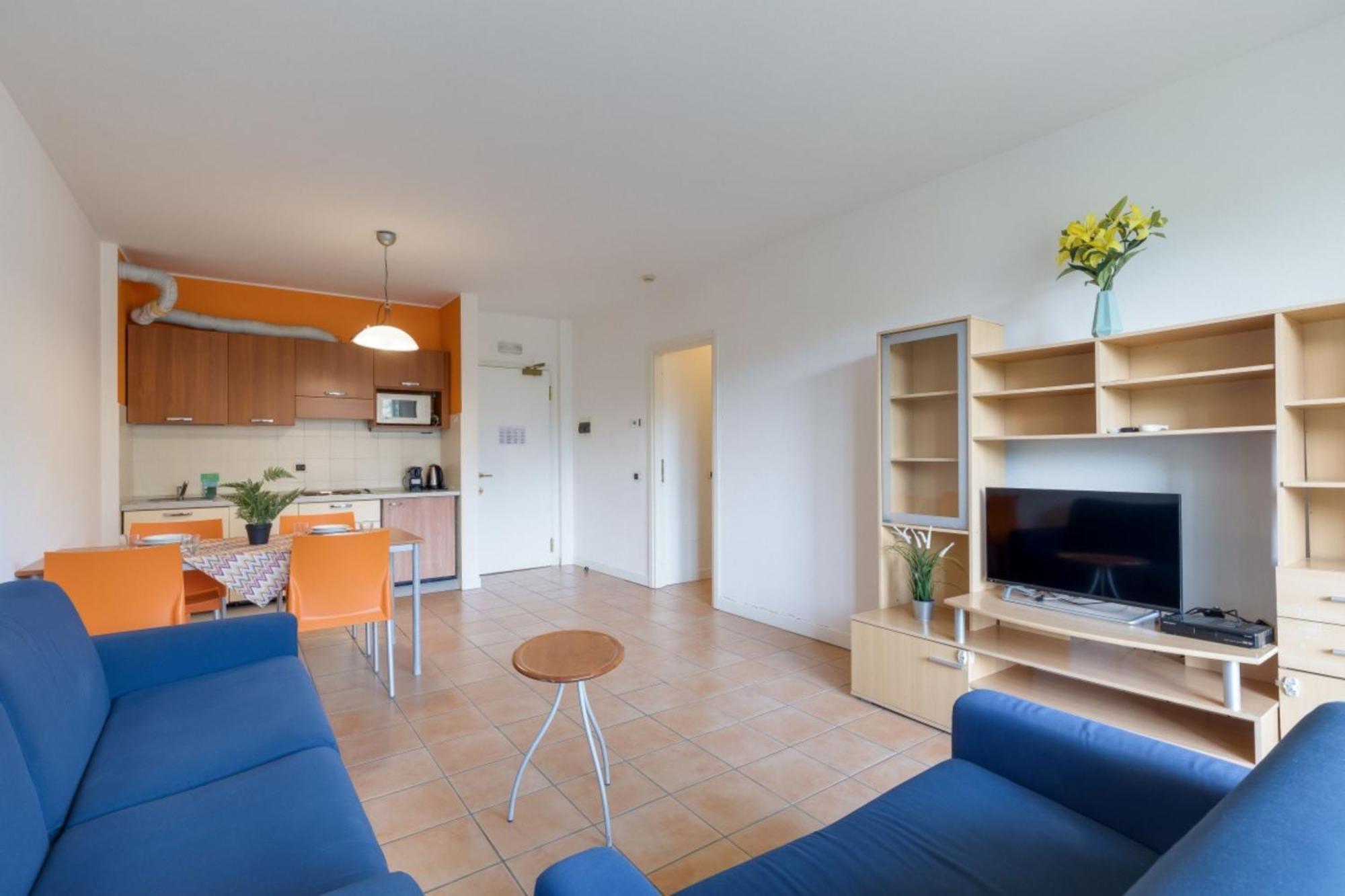 פורלצה Palazzo Apartments - Porto Letizia מראה חיצוני תמונה